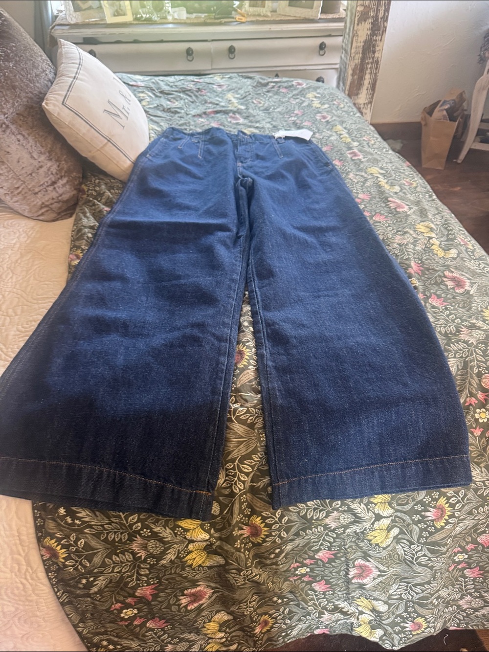 Frame Denim Wide-Leg Jeans in Dark Blue Wash